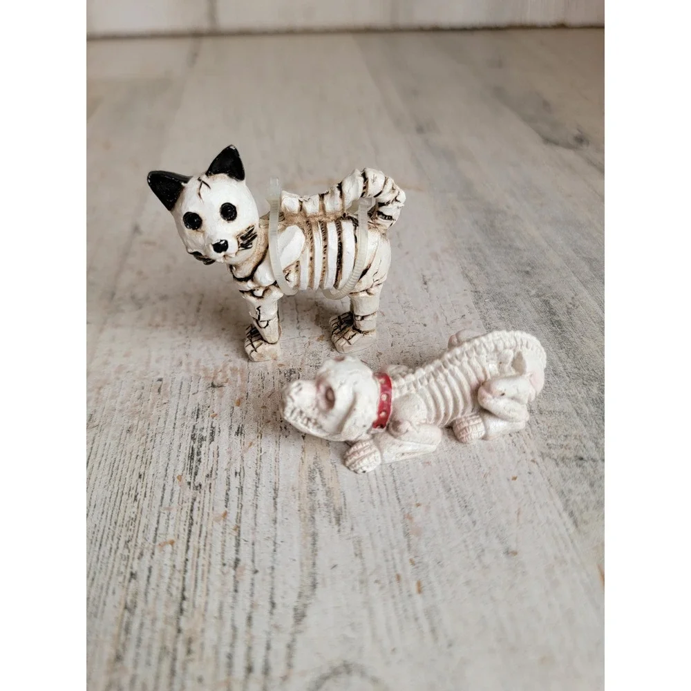 Halloween pet skeleton dog cat village accessory set unique bones home decor